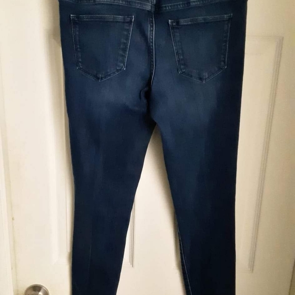 Women's skinny jeans size 8 from universal thread - Picture 7 of 10
